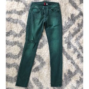 Green stretchy skinny jeans H&M women’s size 8